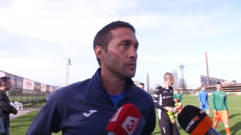 В ЦСКА 1948 харесват школата на Левски, умуват за Данчо Петков