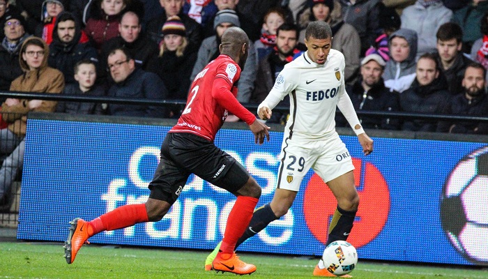 Животът и кариерата на Мбапе Страст на прага на безумието